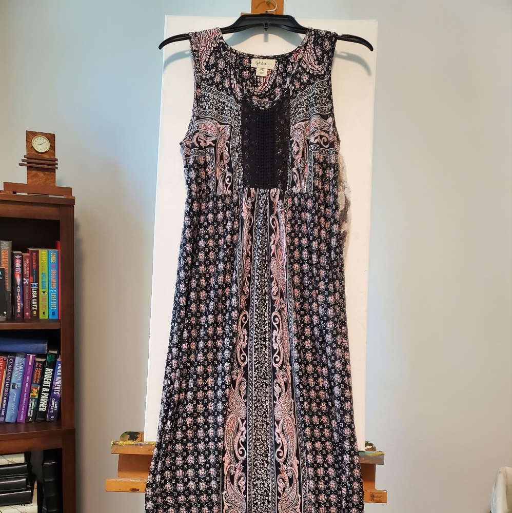 Ankle length summer dress.